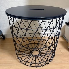 【引き取りの場合値引】収納付きテーブルの画像