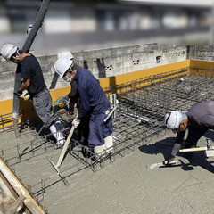 解体工・土工日当13,000円〜‼️即入寮・日払い可🏠経験者歓迎の画像