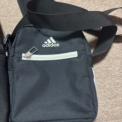 adidasリュック⭐︎ショルダーバックの画像