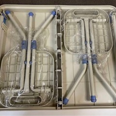 テーブル、イスの画像