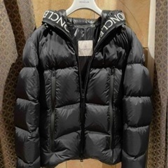 モンクレダウンの画像