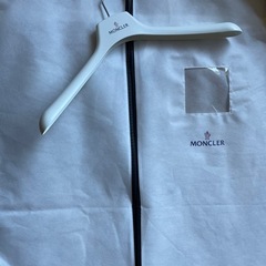 モンクレダウンの画像