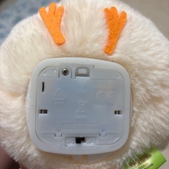 モノマネするスズメの画像