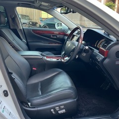 激安‼️‼️中期LS600h‼️低走行程度良好‼️‼️の画像