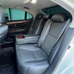 激安‼️‼️中期LS600h‼️低走行程度良好‼️‼️の画像