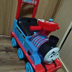 きかんしゃトーマスの乗って遊べるおもちゃの画像