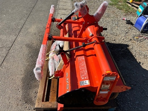 クボタ 美品　ロータリー　純正　RL175T 作業幅175cm トラクター Bヒッチ 作業機 オ ートヒッチ ワンタッチ GLKLFTKTKL  尾輪付き　宮崎 クボタ 美品ロータリー純正RL175T 作業幅175cm トラクター Bヒッチ