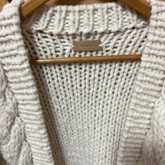 todayful ケーブルハンドニットカーディガンの画像