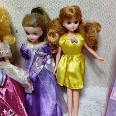 リカちゃん　ドレスルーム＆人形6個の画像