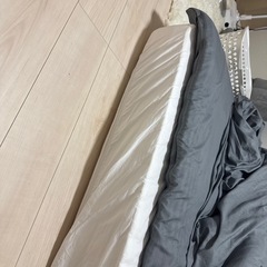 ダブルマットレスの画像