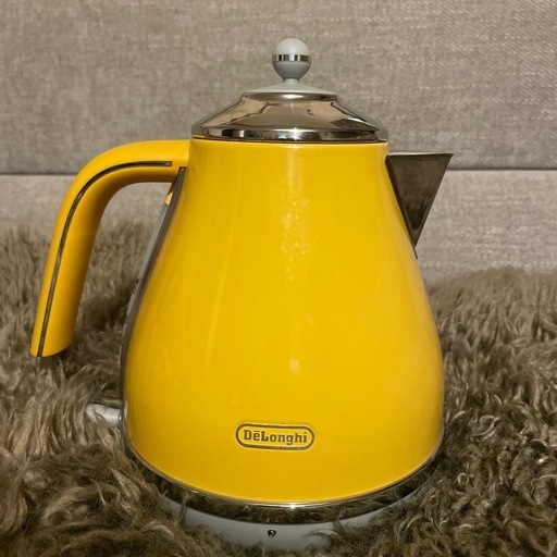 DeLonghi 電気ケトル イエロー　1.0L