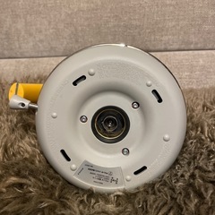 DeLonghi 電気ケトル イエロー　1.0Lの画像