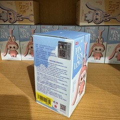 POPMARTlabubu
(9個)の画像