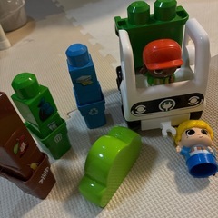 ゴミ収集車ブロックの画像