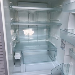 東芝 ノンフロン冷凍冷蔵庫 (375L・右開） 3ドア ブライトシルバー GR-E38N(SS) 2012年 の画像