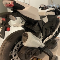 充電式電動バイクの画像