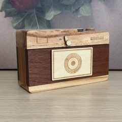 カメラ型 小物入れの画像