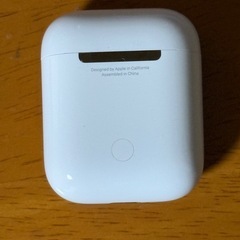 AirPods 初代本体 充電ケース、ケーブル付の画像