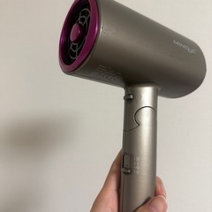 ドライヤーの画像