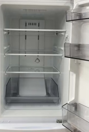 冷蔵庫【配達無料お届け設置出来ます?都内近郊?】信頼のTOSHIBA製153ℓ✨扉内側3段ポケット❄️自動霜取り機能付き✨除菌クリーニ
