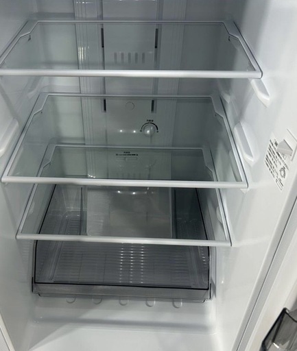 冷蔵庫【配達無料お届け設置出来ます?都内近郊?】信頼のTOSHIBA製153ℓ✨扉内側3段ポケット❄️自動霜取り機能付き✨除菌クリーニ