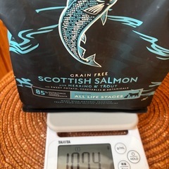 カナガン　キャットフード　サーモンの画像