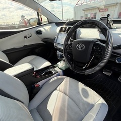 プリウス51系　令和1年　Aプレミアムの画像