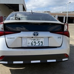 プリウス51系　令和1年　Aプレミアムの画像