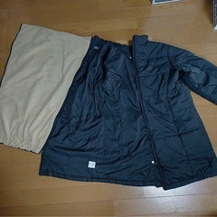 【値下げ】ミキハウス　ママコート　抱っこおんぶコート　黒　取り外しアタッチメント付きの画像