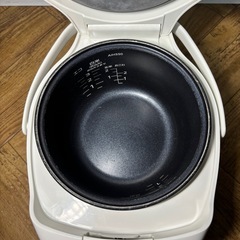 ◆TIGER◆タイガー◆マイコン炊飯ジャー◆3合炊き◆JAI-55E5◆一人暮らし◆炊き立てミニ◆ホワイトの画像