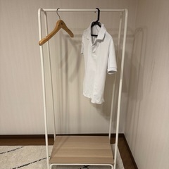 ハンガーラックの画像