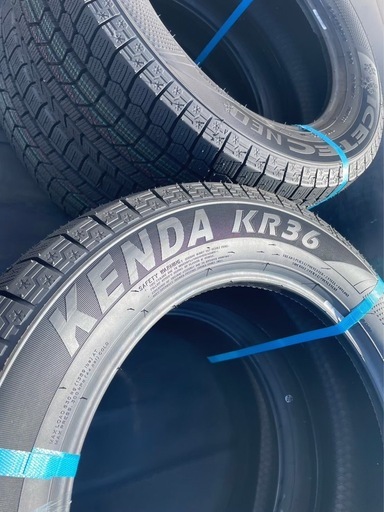 スタッドレス205/60R16
