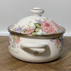 ◎未使用◎EJIRY◎エジリー◎ホーロー鍋◎寸法:18cm 容量:2.2L◎ベルサイユ◎花柄◎両手鍋の画像