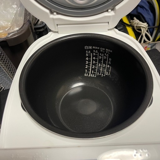 TOSHIBA　5合炊き炊飯器　2023年製　RⅭ－10HR　一か月保証付き　【リサイクルショップ道楽屋】