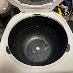 TOSHIBA　5合炊き炊飯器　2023年製　RⅭ－10HR　一か月保証付き　【リサイクルショップ道楽屋】の画像