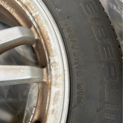 トヨタプリウス純正ホイールの画像