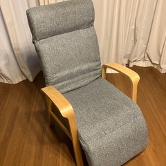 リクライニング グレー ダイニングチェアの画像