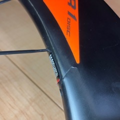 ジャイアント カーボンホイール SLR1 AERO disk【訳あり】の画像