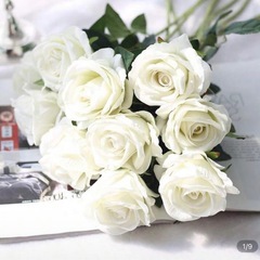 アクリルフラワーボックス2点　造花　白バラ6本　胡蝶蘭2本の画像