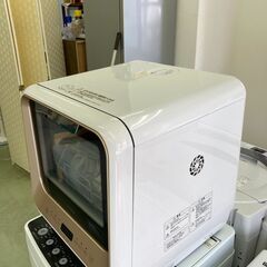 【リサイクルショップ　ピカソ　小松原】🍽️✨2021年製 シロカ 2WAY 食器洗い乾燥機 PDW-5D ゴールド✨🍽️★6993★の画像