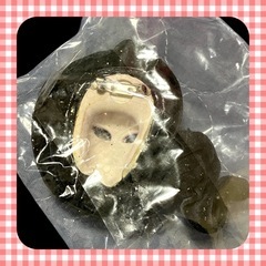 仮面ブローチの画像