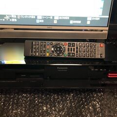 パナソニック全録6CH（地デジ/BS/CS）ｘ24時間ｘ16日間　大容量2TBのHDDレコーダー機能＋7チューナー＋ブルーレイレコーダー機能搭載　DMR-BRX2000　動作確認済み・外付けHDD対応・4Kアップコンバート対応・外からどこでもスマホで視聴にも対応の画像