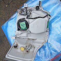 ハイエース 200系 左 純正LEDヘッドライト 4型5型6型7型 GDH201 KDH201の画像