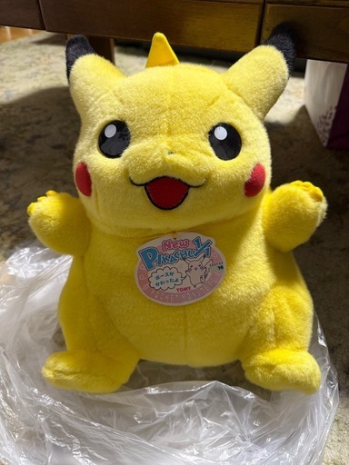 【値下げしました】NEW1/1ピカチュウぬいぐるみ 最終値下げ】NEW1/1ピカチュウ ぬいぐるみ