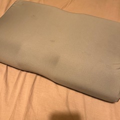 ニトリ　芯で支える首サポートまくらの画像