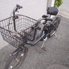 パナソニック 電動アシスト自転車 GYUTTO　ギュット　20インチ ELMD03 2017年 内装3段変速 16A　バッテリー・充電器の画像