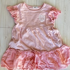 【美品】ワンピース100➕スパッツの画像