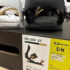 スノーボード ビンディングの画像