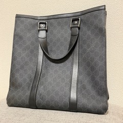 GUCCI ブラック トートバッグの画像