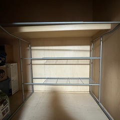 押入れラックの画像